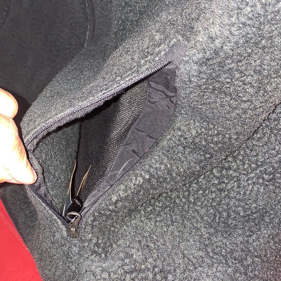 Mens TNF FLEECE PK VEST - Picture 4 of 7